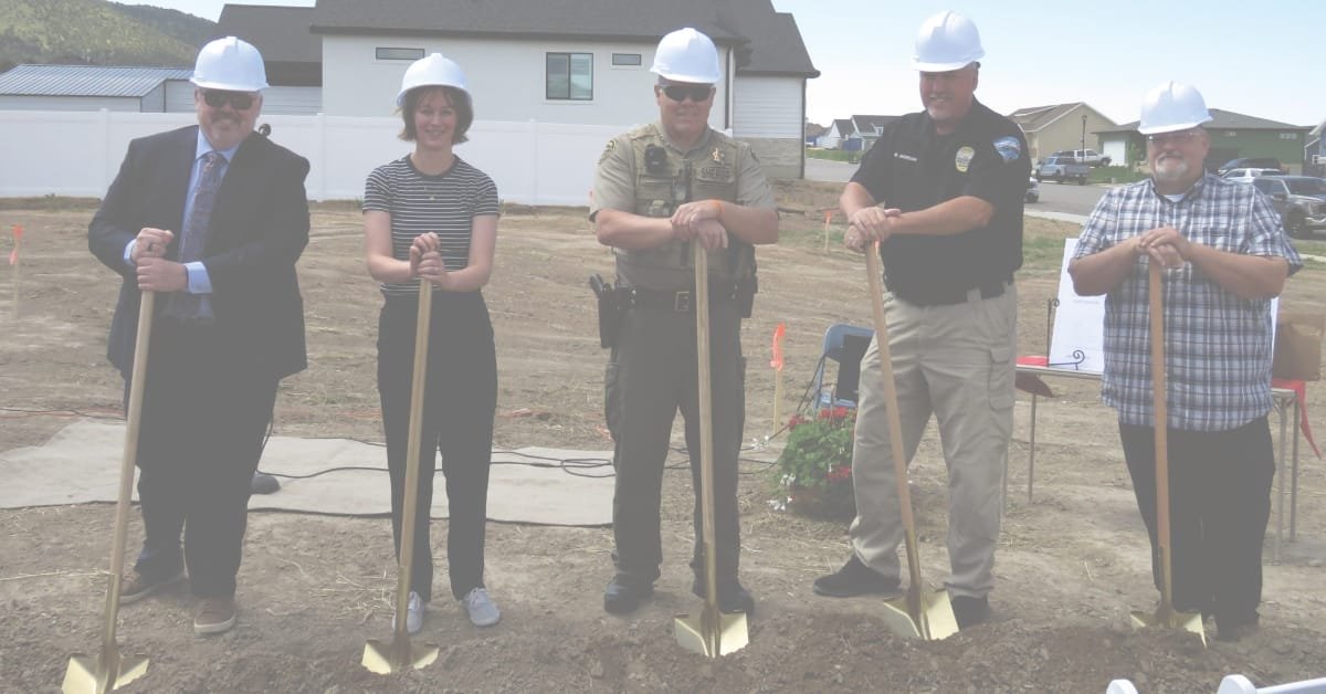 Pictured left to right: Clint Painter, Juab County Commissioner; Heather Williams-Young, Director of the Juab-Millard Children’s Justice Center; Doug Anderson, Juab County Sheriff; Mike Morgan, Nephi City Chief of Police; and Justin Seely, Mayor of Nephi.