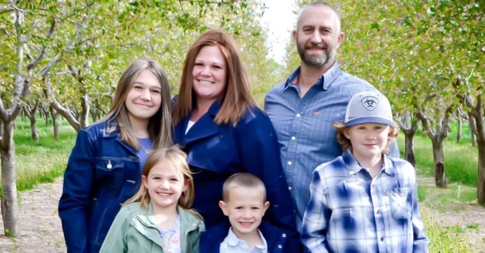 Marcee Nelson, pictured with husband Jake Nelson and their four children. Marcee Nelson lost her battle with cervical cancer on December 24, 2025.